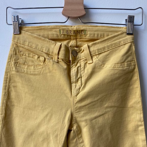 J BRAND - SKINNY LEG 811 MID RISE SOFT DENIM - Picture 3 of 7